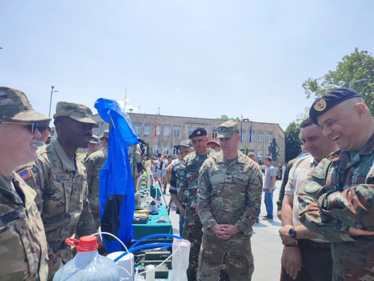 Во Кавадарци организиран Отворен ден на Армијата и презентација на воената вежба „Брз одговор 2025“ 