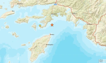 One dead, dozens injured as quake shakes Turkey's Mediterranean coast