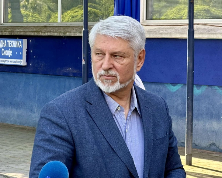 Јакимовски: Владата веќе 11 месеци не дава одобрение за негувателки и воспитувачки во градинките под надлежност на Општина Карпош