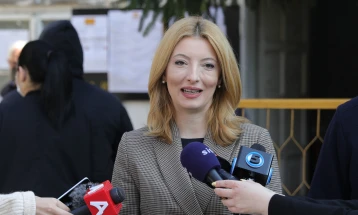 СВР Скопје го расчистува случајот со заканите кон градоначалничката на Скопје