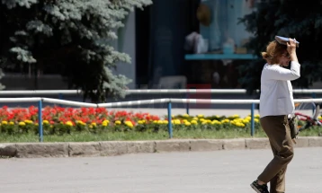 Сончево и топло, температура до 35 степени