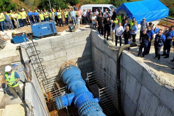 Град Скопје: ЈП „Водовод и канализација“ - Скопје изврши монтажата на игличест затворач-вентил на Железарскиот цевковод со профил од 1600 милиметри