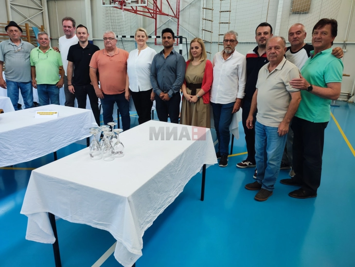 Ракија од домати и глуварче меѓу мострите за дегустација во рамките на „Тиквешка ракијада“