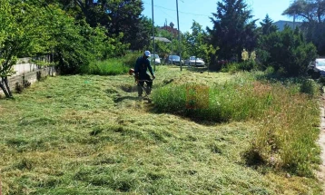 Чисто, безбедно и уредно – акција за расчистување и уредување на кругот на Општата болница во Кочани