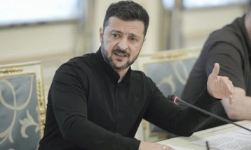 Zelenski propozon armëpushim derisa nuk takohet me Putinin