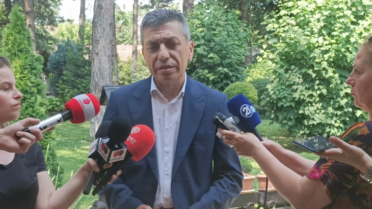 Меџити: Вреди деновиве ќе излезе со став за иницијативата - една изборна единица