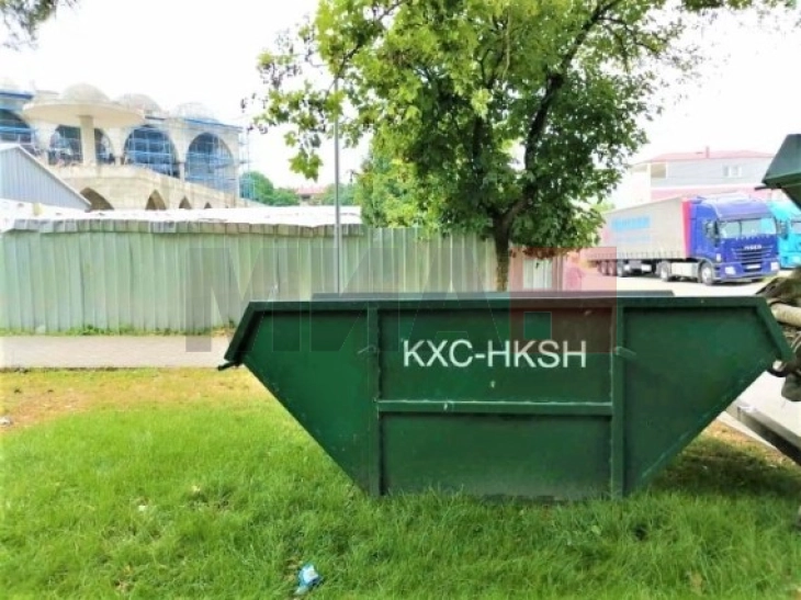 NP Higjiena komunale - Shkup vendosi enë për hedhjen e mbetjes organike në prag të Kurban Bajramit