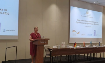 Education Minister: New national strategy must ensure digital skills and competencies to meet global changes