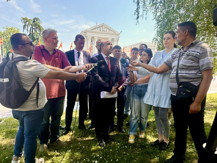 Forcat Demokratike të Romëve me mbështetje për një njësi zgjedhore, mbesin në koalicion me VMRO-DPMNE