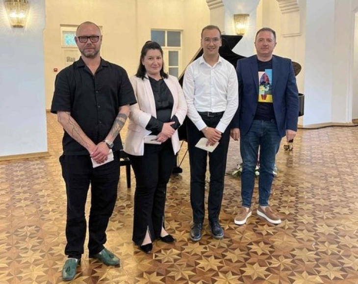 Владимир Србиновски лауреат на Интернационалниот „Пијано Фест Битола 2025“