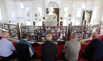 Курбан Бајрам, празник на солидарноста, благосостојбата и помирувањето