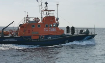 Во близина на грчкиот остров Гавдос спасени 69 мигранти