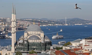 Во Истанбул трошоците за живот се зголемиле за речиси 50 отсто за една година