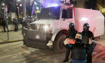 Засилени безбедносни мерки во Тирана за натпреварот Албанија–Србија