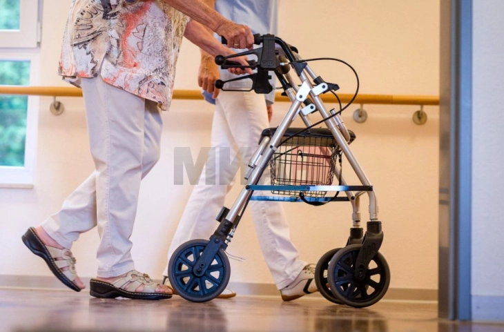 Kaде се медицинските сестри? ЕУ се справува со недостиг на здравствени работници