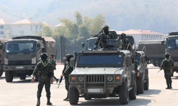 Tajlanda po dislokon ushtarë në kufirin me Kamboxhian