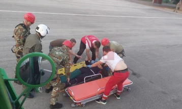 Evakuim me sukses i një personi të lënduar nga Mali Sharr me helikopter të Armatës