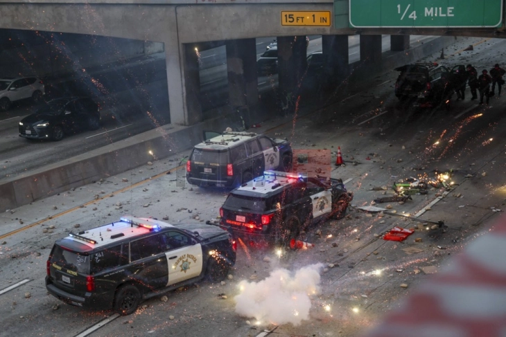 Најмалку 56 уапсени во Лос Анџелес поради учество на протестите против рациите на имигранти