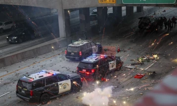 Најмалку 56 уапсени во Лос Анџелес поради учество на протестите против рациите на имигранти