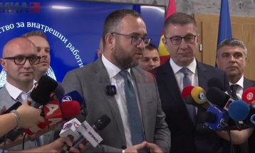 Изјави на Мицкоски и Тошкоски (во живо)