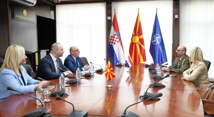 Misajlovski meets with Croatian ambassador Tiganj, defense attaché Domjančić