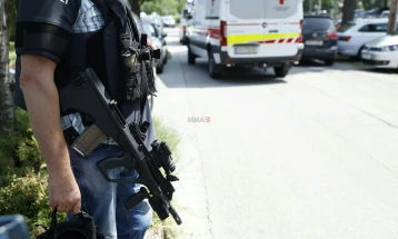 Убиени ученици и наставници во пукање во училиште во Грац, напаѓачот си го одзел животот