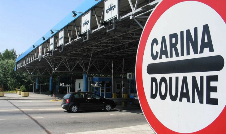 Drejtoria e Doganave grumbulloi mbi 177 milionë euro për një vit, të ardhurat nga taksat doganore për importet e automjeteve u rritën për 20 për qind