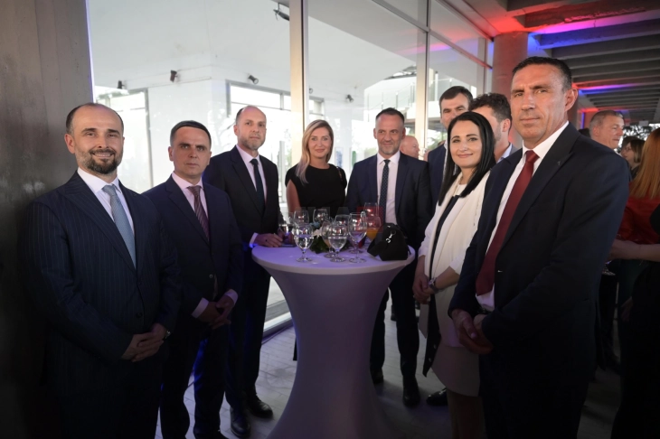 Kryetari Zeqirija Ibrahimi merr pjesë në pritjen e organizuar nga Ambasada e Britanisë në nder të ditëlindjes së Mbretit Çarls III