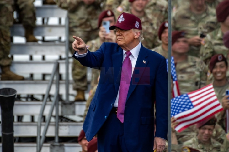 Трамп ги нарече демонстрантите „странски непријател“ и вети дека ќе го „ослободи“ Лос Анџелес