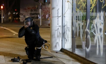 Orë policore në disa pjesë të Los Anxhelosit: Qyteti shpall gjendje të jashtëzakonshme