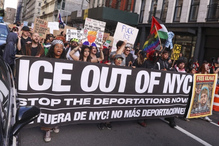 Илјадници протестираа во Њујорк против имиграциската политика на Трамп