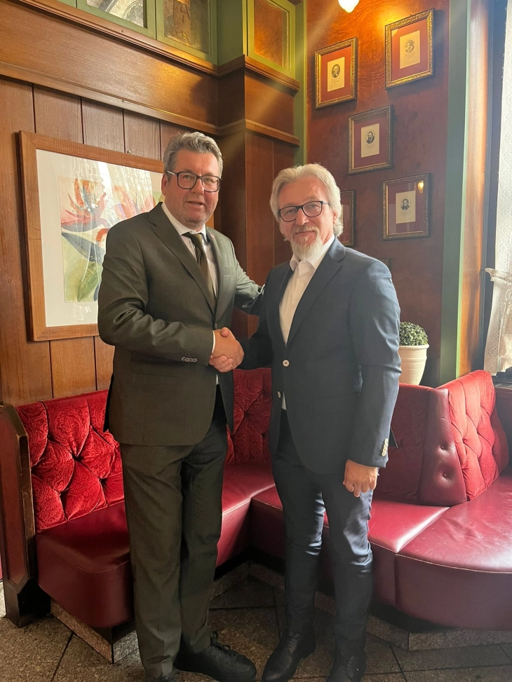 Takim mes ministrit Limani dhe deputetit në Këshillin kombëtar të Austrisë, Robert Laimer