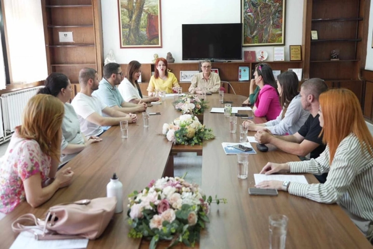 Општина Куманово потпиша договори со четири здруженија за реализација на проекти од областа локален економски развој