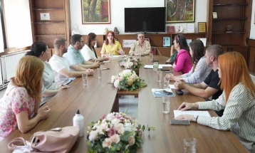 Општина Куманово потпиша договори со четири здруженија за реализација на проекти од областа локален економски развој