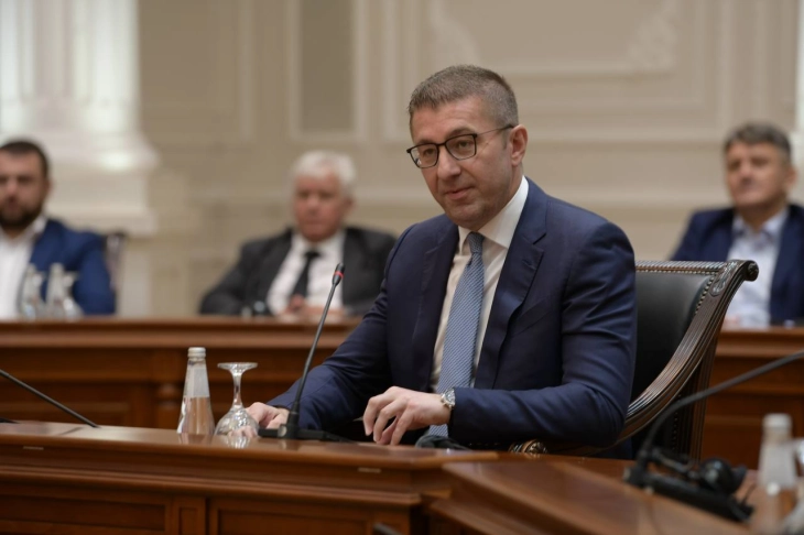Mickoski: Këtyre ditëve do të informohem nga Koshta nëse Sofja ka pranuar takim eventual në Samitin e NATO-s në Hagë