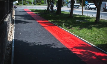 Во Битола почна обележување на првите велосипедски патеки во градот