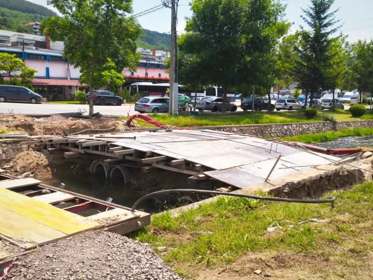 Во Македонска Каменица во тек реализација на неколку инфраструктурни проекти