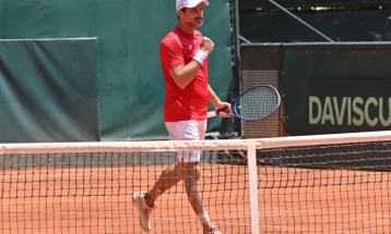 Дејвис куп: Македонија поведе против Молдавија, Мицов го донесе првиот поен