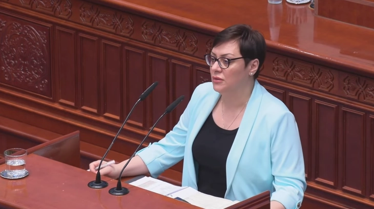 Димитриеска-Кочоска:  За седум години претходната Влада направи долг од 4,1 милијарда евра