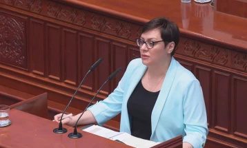 Димитриеска-Кочоска:  За седум години претходната Влада направи долг од 4,1 милијарда евра