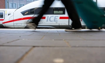 Германски воз запрен предвреме поради премногу валкани вагони