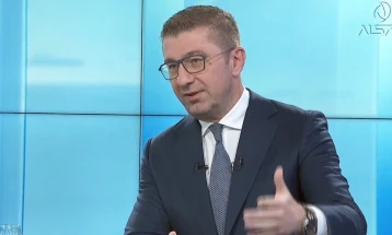Mickoski: Motivet e Qeverisë së kaluar kanë qenë që të mbeten në pushtet, Në Sofje të ktijohet një identitet i ri, artificial maqedonas, motivi ynë është Maqedonia e të gjithë qytetarëve në BE me dinjitet