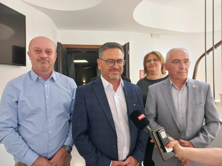 На огласот за самовработување пријавени над 2500 лица  