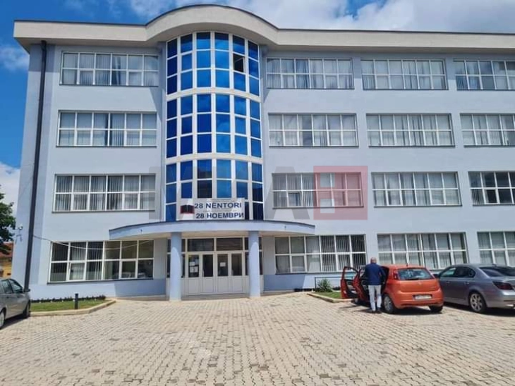 Во гимназиите во Дебар и Центар Жупа за упис во прва година 272 ученички места 