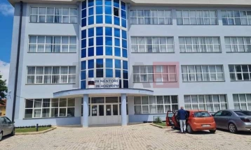 Во гимназиите во Дебар и Центар Жупа за упис во прва година 272 ученички места 