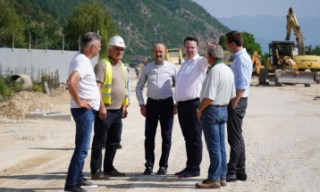 Николоски и Трајановски извршиле вонреден надзор над активностите за изградба на автопатот Кичево-Охрид