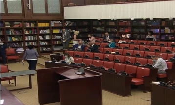 Mbledhje të komisioneve kuvendore për financim dhe buxhet dhe për mbrojtje dhe siguri