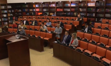 Извештајот за работата на Комисијата за хартии од вредност го помина комисискиот филтер