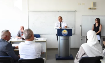 Në Fakultetin Pedagogjik u promovua libri “Zhvillimet aktuale në edukim dhe arsim”