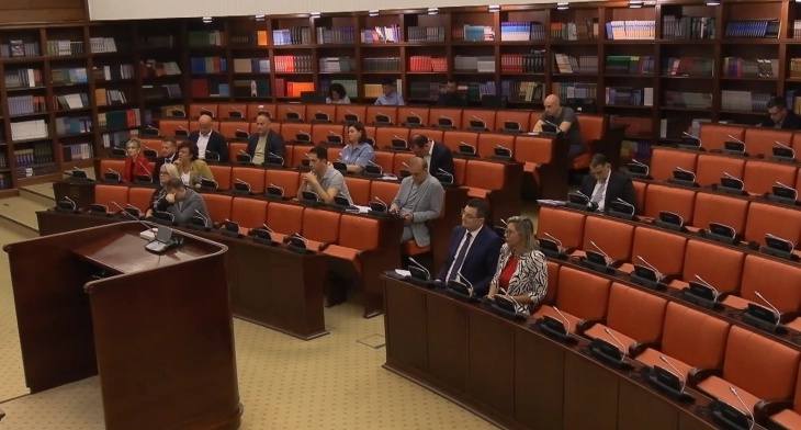 Raporti mbi punën e Komisionit të Letrave me Vlerë kaloi filtrin e komisionit